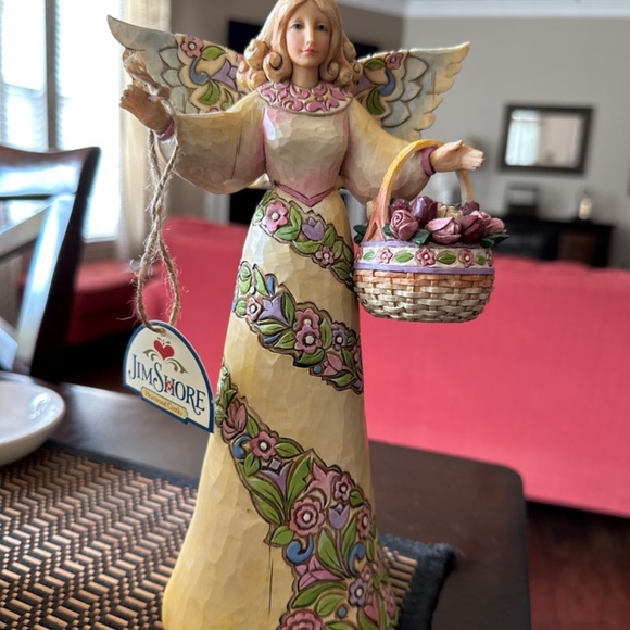 Angel - Picture 3 of 3